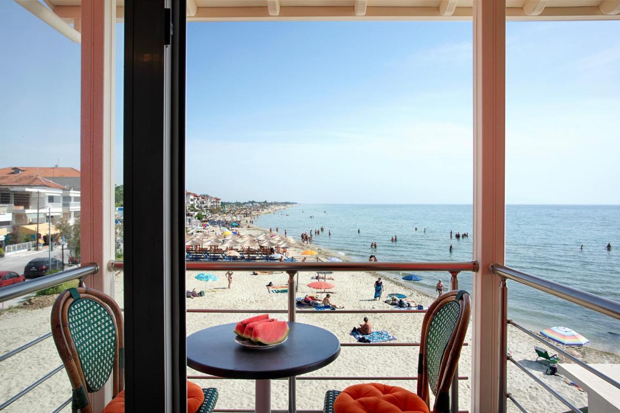 Conte Cristo Suites Paralía Екстериор снимка