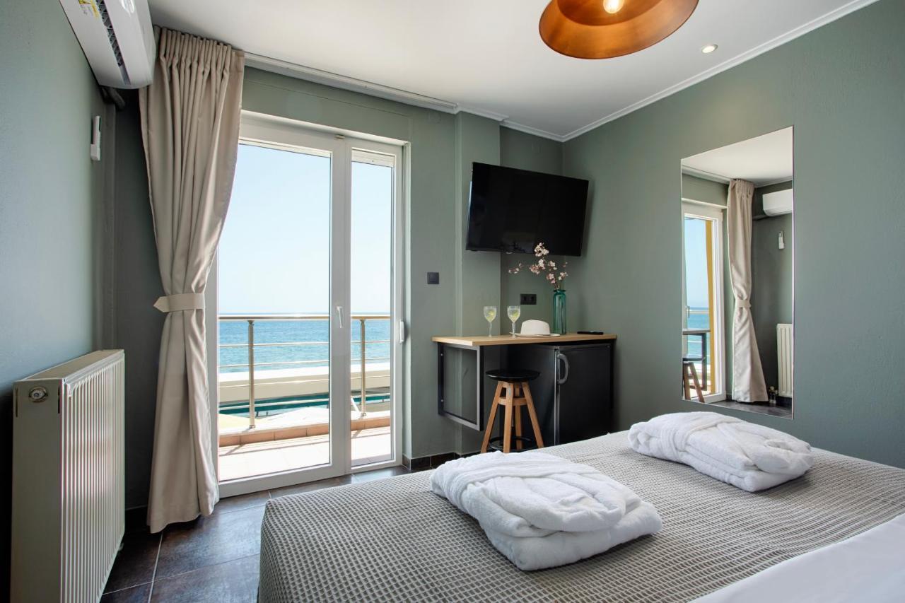 Conte Cristo Suites Paralía Екстериор снимка