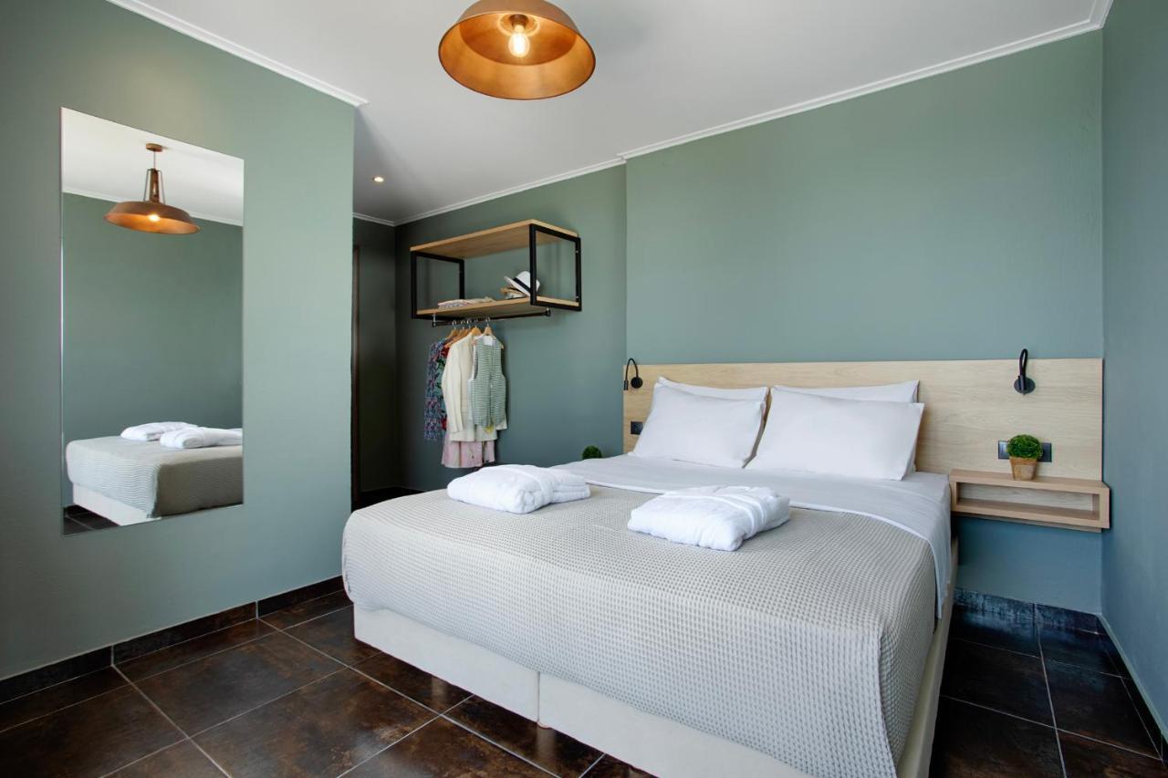 Conte Cristo Suites Paralía Екстериор снимка