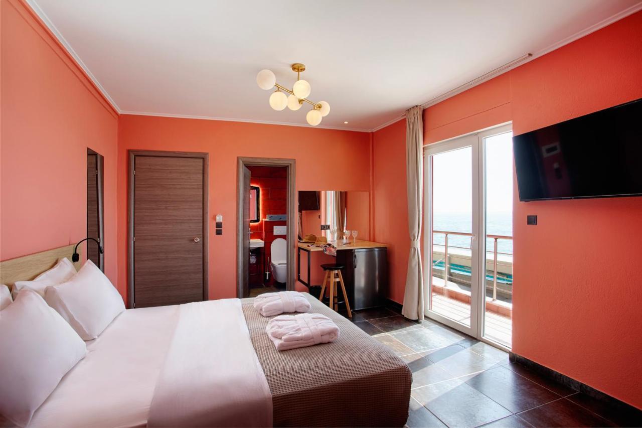 Conte Cristo Suites Paralía Екстериор снимка