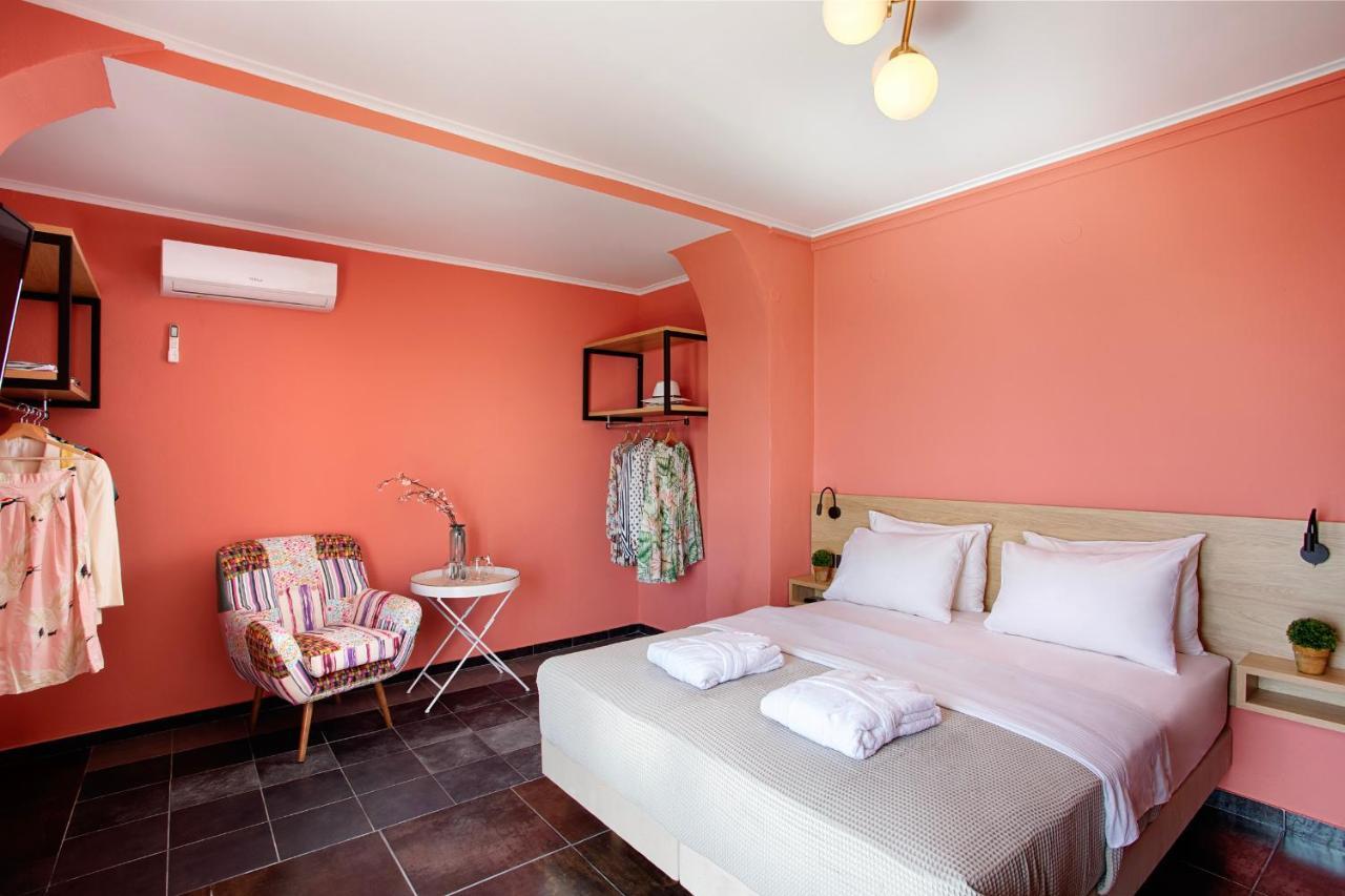 Conte Cristo Suites Paralía Екстериор снимка